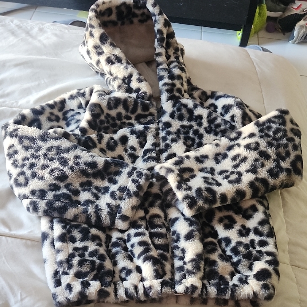 Old Navy Kids Leopard Print Puffer Jacket